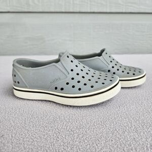 Native Miles Toddler SZ C7 Grey White Slip-On Water Shoes Unisex
